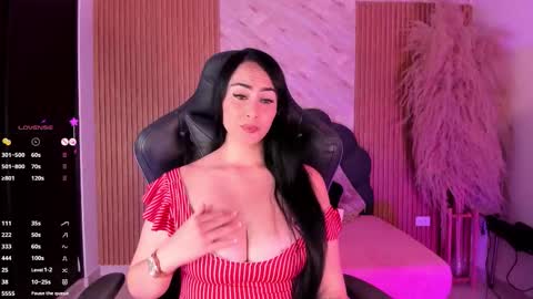 Snapshot of ashly_moonn chatting on 10.08.25 A S H L Y online show from 10.08.25