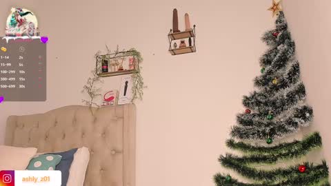 Snapshot of ashly_z chatting on 12.31.24 Ashly online show from 12.31.24