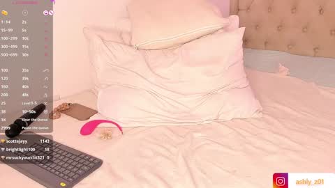 Snapshot of ashly_z chatting on 01.27.25 Ashly online show from 01.27.25