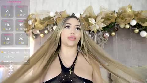 Snapshot of ashlye_stone chatting on 12.14.24 Paula Baleta  online show from 12.14.24