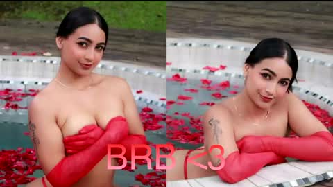 Ashly Rouxx online show from 05.15.26