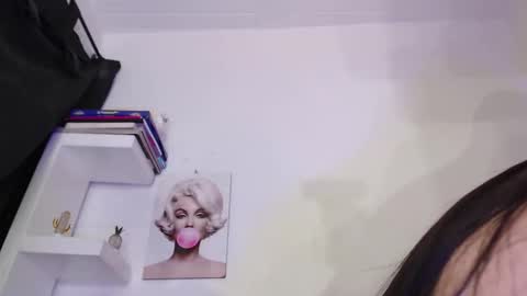  Ashly online show from 02.06.25