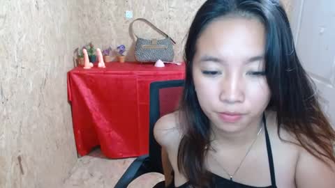 Snapshot of asian_ashxxx chatting on 03.01.25 ashxxxxx online show from 03.01.25