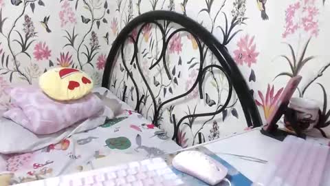 Asian Bigboobs20 online show from 09.17.25