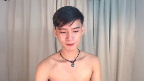Snapshot of asian_cutiebaexx chatting on 09.10.25 Pat online show from 09.10.25
