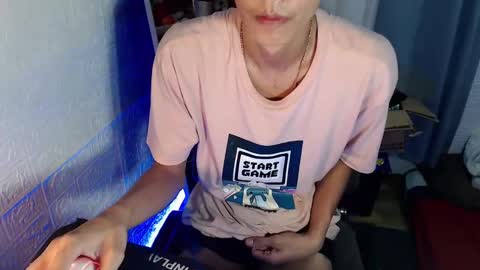 Snapshot of asian_dax chatting on 01.01.25 Nacht online show from 01.01.25