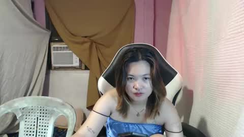 Snapshot of asian_honey69 chatting on 09.26.25 bb girl online show from 09.26.25