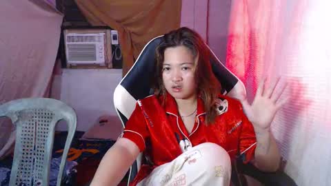 Snapshot of asian_honey69 chatting on 10.23.25 bb girl online show from 10.23.25