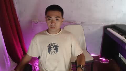 Snapshot of asian_janush chatting on 10.07.25 asian_janush online show from 10.07.25