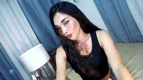 Snapshot of asian_luci chatting on 01.26.25 LUCI BABE online show from 01.26.25