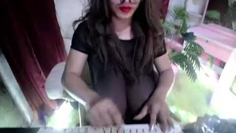 Lovely online show from 04.05.26