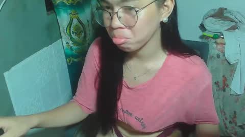 Snapshot of asian_rhean chatting on 01.23.25 Rhean online show from 01.23.25