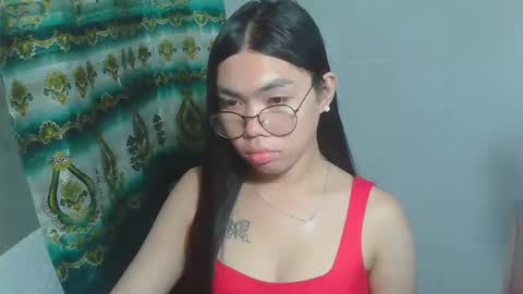 Snapshot of asian_rhean chatting on 02.24.25 Rhean online show from 02.24.25
