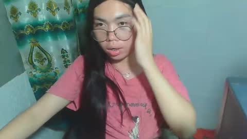 Snapshot of asian_rhean chatting on 02.26.25 Rhean online show from 02.26.25