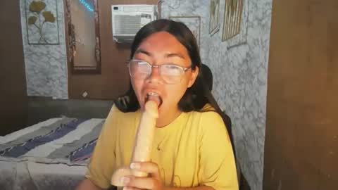 Rhean online show from 10.25.25