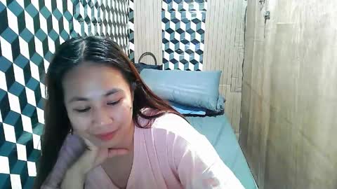 Trixie online show from 04.21.26