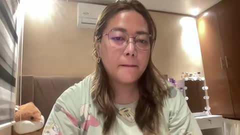 Curvy online show from 10.19.25