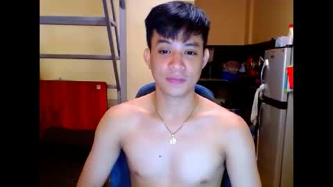 Snapshot of asiandreamboyx chatting on 04.21.26 asiandreamboyx online show from 04.21.26