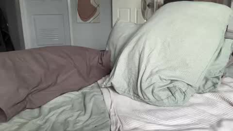 asiangirlandwhiteguy online show from 10.19.25