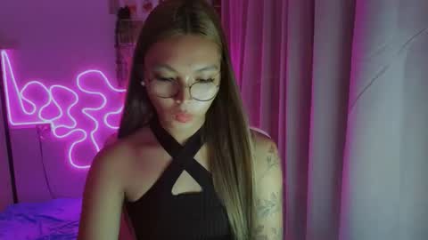 Snapshot of asianhottiesttamira chatting on 02.12.26 HI IM TAMIRA LOOKING FOR SERIOUS RELATIONSHIP online show from 02.12.26