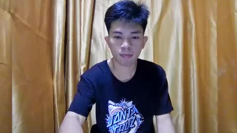 Snapshot of asianjay_hunks chatting on 11.15.25 asianjay_hunks online show from 11.15.25