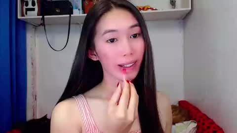 J A D E online show from 01.04.25