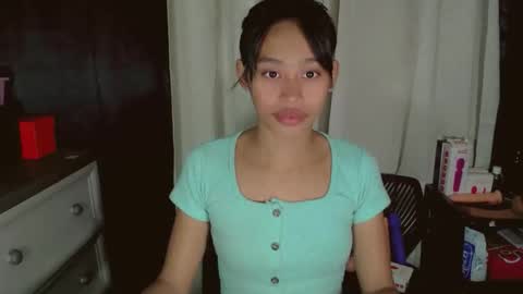 kisses online show from 02.21.26