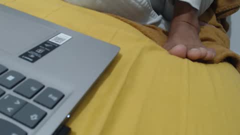 asiantstop99 online show from 10.12.25