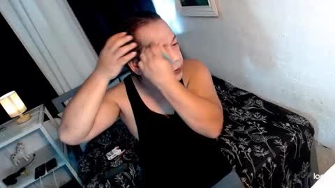 Snapshot of asianwildhotguy chatting on 09.15.25 asianwildhotguy online show from 09.15.25