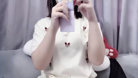 Snapshot of asiasweety chatting on 09.17.25 SoHye online show from 09.17.25