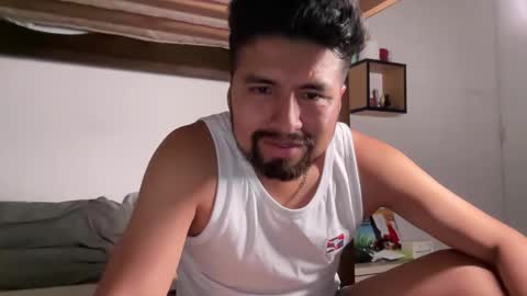 Snapshot of asilios_x chatting on 10.18.25 A S I L I O S H A L L online show from 10.18.25