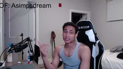 Snapshot of asimpsdream chatting on 04.12.26 asimpsdream online show from 04.12.26