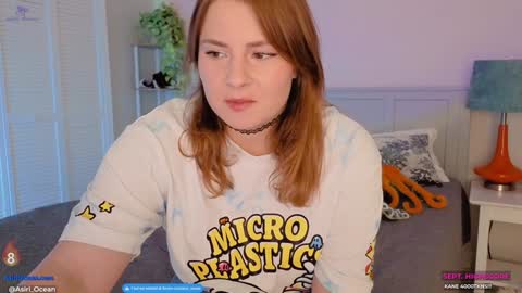 Asiri   pronounced Ah-siri Please no nicknames   3 online show from 09.26.25