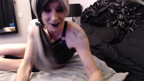 asluttyrose online show from 12.18.24