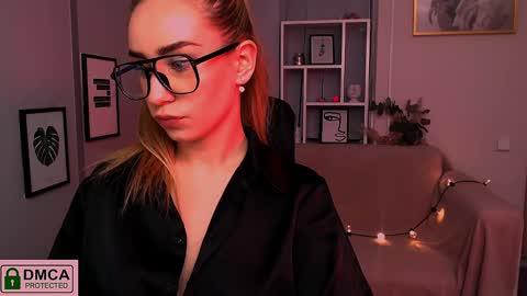 Snapshot of asol_muah chatting on 12.31.24 Asol online show from 12.31.24