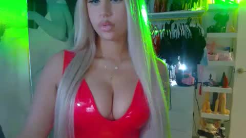 iwantaspen online show from 02.25.25