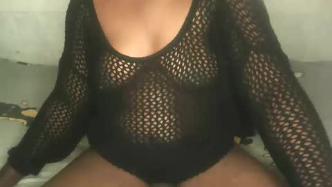 Snapshot of asscarry0 chatting on 02.04.26 candy online show from 02.04.26