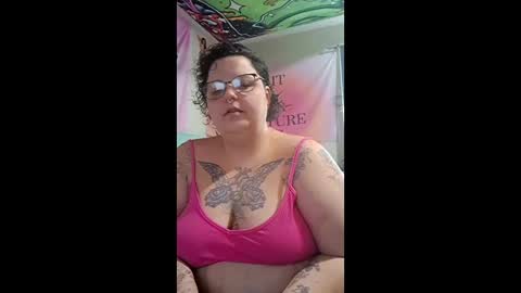 Snapshot of asserolee chatting on 02.13.26 Cassie online show from 02.13.26