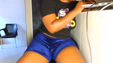 Snapshot of assiology11 chatting on 02.07.25 Assiology online show from 02.07.25