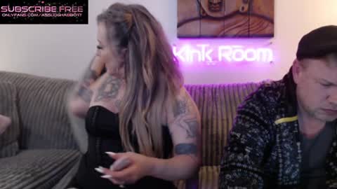 Snapshot of assleighabbott chatting on 02.03.25 ASSleigh Abbott online show from 02.03.25