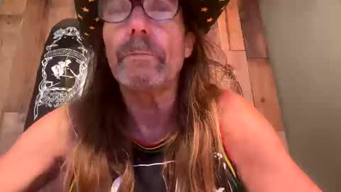 Snapshot of asspussylickercocksucker chatting on 10.17.25 asspussylickercocksucker online show from 10.17.25