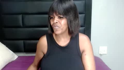 assqueen32 online show from 04.14.26