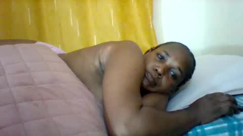 Snapshot of assqueen4 chatting on 02.18.25 FLORAH DANIEL online show from 02.18.25