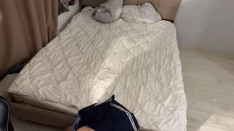 Cassie online show from 12.18.25