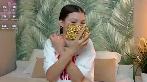 Aster Quinn online show from 07.10.26