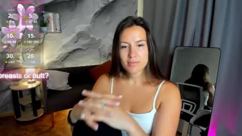 Snapshot of asti_bubbles chatting on 07.18.26 Asti online show from 07.18.26
