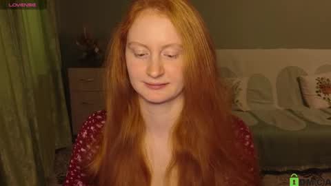 Snapshot of astoria_ross_ chatting on 05.28.26 Astoria online show from 05.28.26