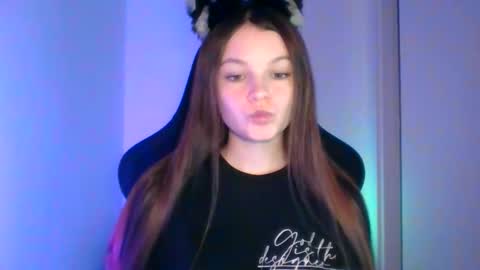 astradream_ online show from 10.02.25