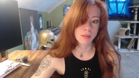 AstraeaSiren online show from 01.17.25