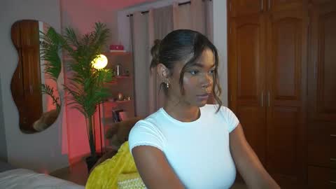 Astrea online show from 12.05.25